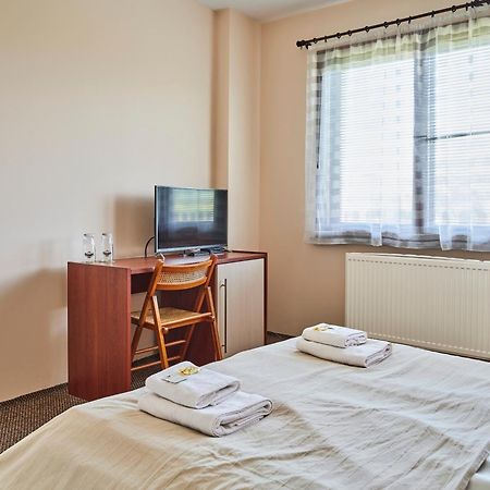 Hotel Tihiat Kat Apriltsi  Eksteriør billede